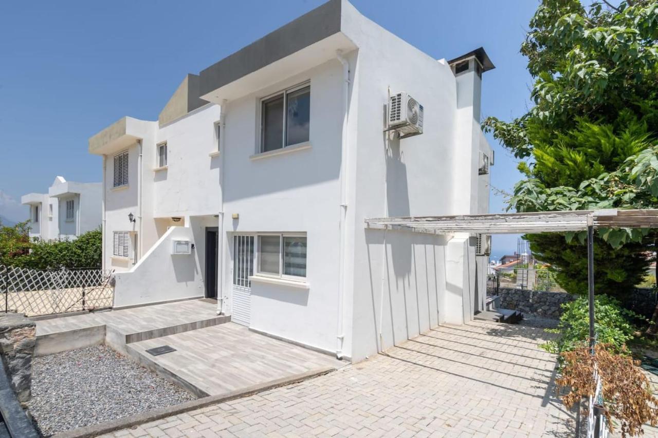 Villa Blue Kyrenia  Luaran gambar