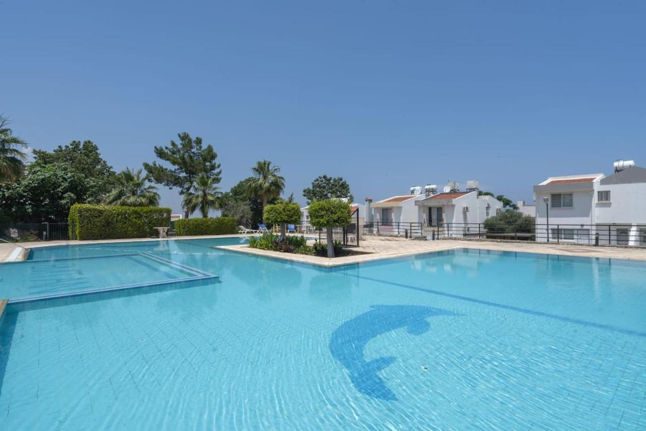 Villa Blue Kyrenia  Luaran gambar